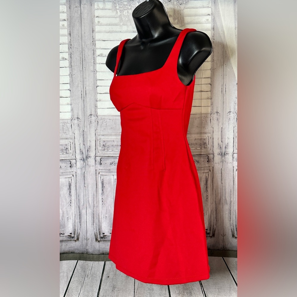 Red mini dress - Picture 2 of 8